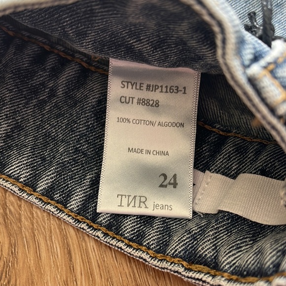 Vici Cargo high waist Jean - Picture 8 of 11